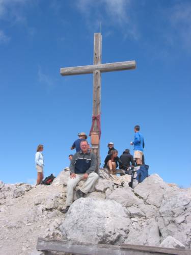 Am Gipfelkreuz (IMG_3948)