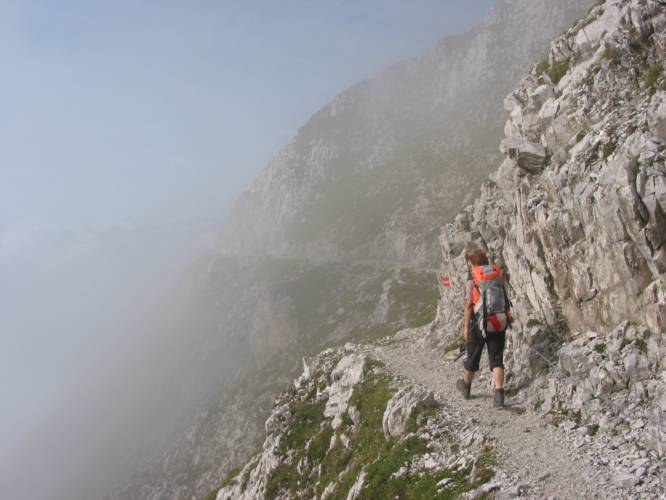 Auf dem Goetheweg in Richtung Hafelekarspitze (IMG_4118)