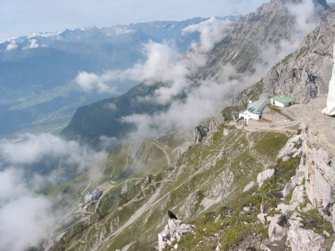 Berg- und Mittelstation der Nordkettenbahn (IMG_4131)