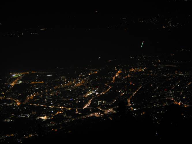 Innsbruck bei Nacht. (IMG_4214)