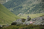 Blick von Süden zur Schweinfurter Hütte. Blick von Süden zur Schweinfurter Hütte.