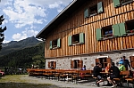 Nachmittagsstimmung an der Schweinfurter Hütte. Nachmittagsstimmung an der Schweinfurter Hütte.