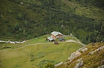 Blick von oben auf die Schweinfurter Hütte. Blick von oben auf die Schweinfurter Hütte.