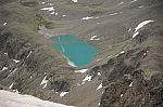 Der Kraspes-See in phantastischem Blau. Der Kraspes-See in phantastischem Blau.